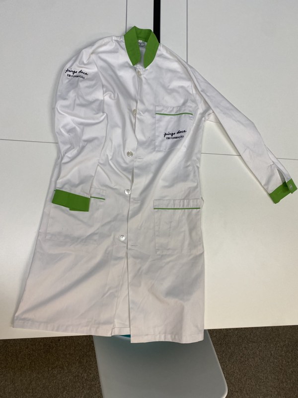 Pingo Doce lab coat
